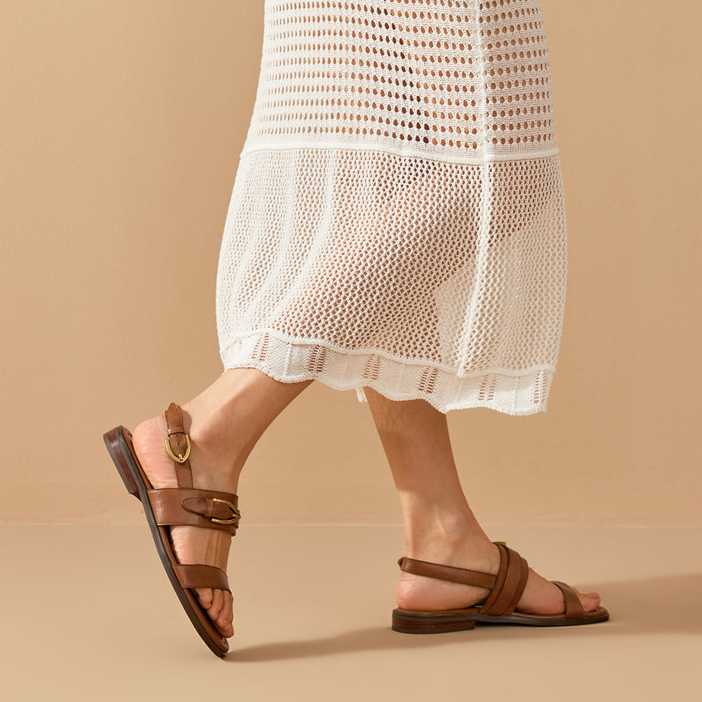 BeauToday Casual Buckle Leather Flat Sandals with Roud Design for Women