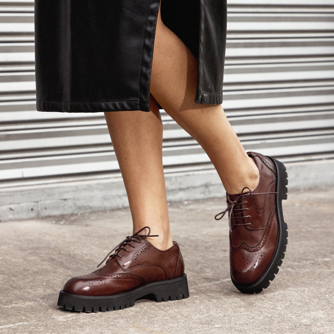 BEAU TODAY Women's Chunky Oxfords Platform Leather Lace Up Oxfords Comfort Lug Sole Business Dress Office Shoes, Saddlebrown / US 9.5