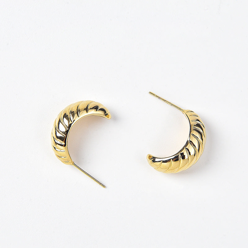 BeauToday 18K Elegant Stud Earrings with Half Moon Design for Women