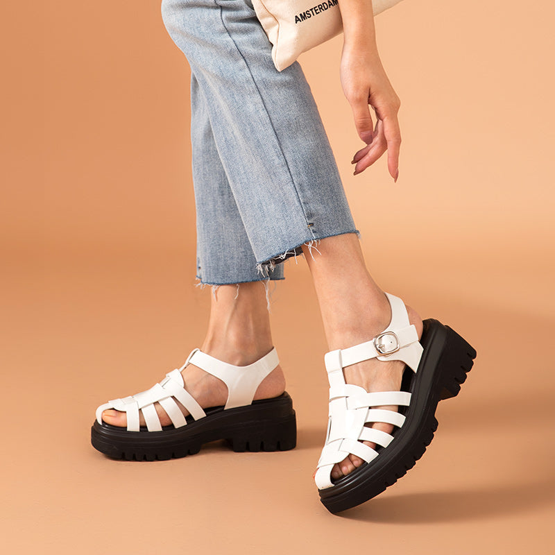 Gladiator fashion sandals white